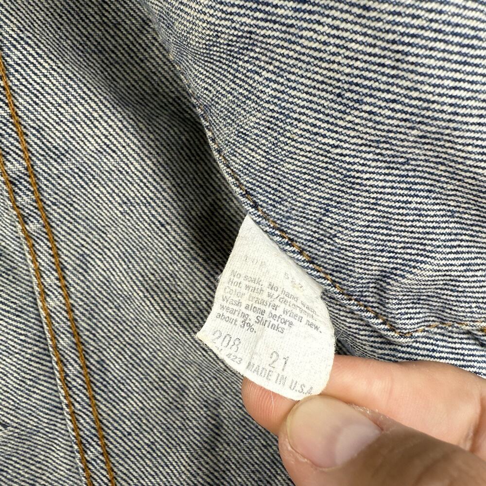 Vintage Levis Jacket Blue Denim Trucker Patch 71205 0217 Made USA Sz 36L WPL 423 - Picture 9 of 16